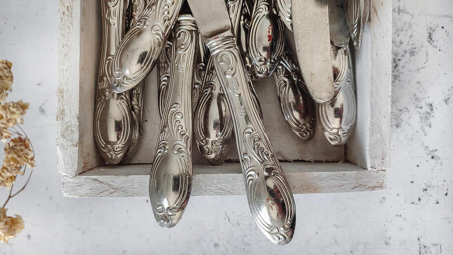 COLTELLI VINTAGE foodpropslover food backdrop, food photo backdrops, professional photo background