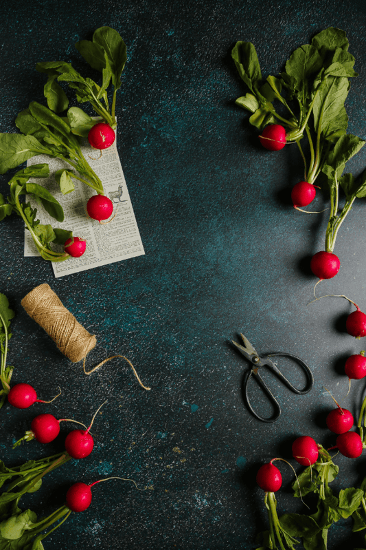 MALACHITE: Sfondo in vinile elegante con texture verde scuro e blu petrolio, ideale per food photography sofisticata