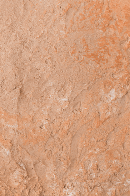 Sfondo fotografico ARGILLA in vinile, con texture ruvida e terrosa, tonalità aranciate e ocra, ideale per food photography rustica e artigianale.