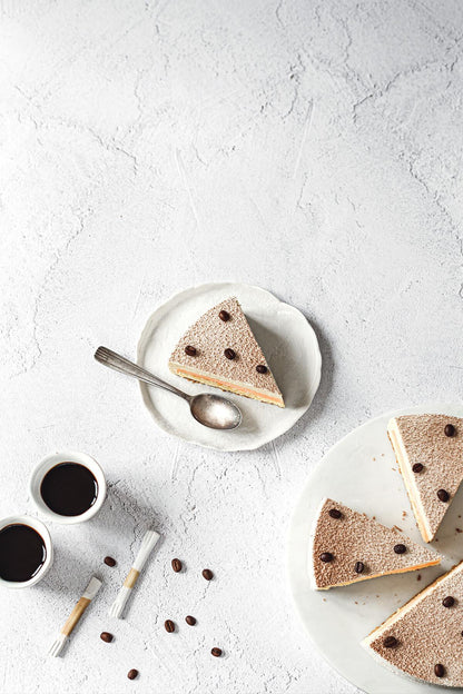 Mod. GESSO – Sfondo fotografico chiaro, ruvido e luminoso, sempre attuale. Versatile, ideale per scatti food e still life autentici.