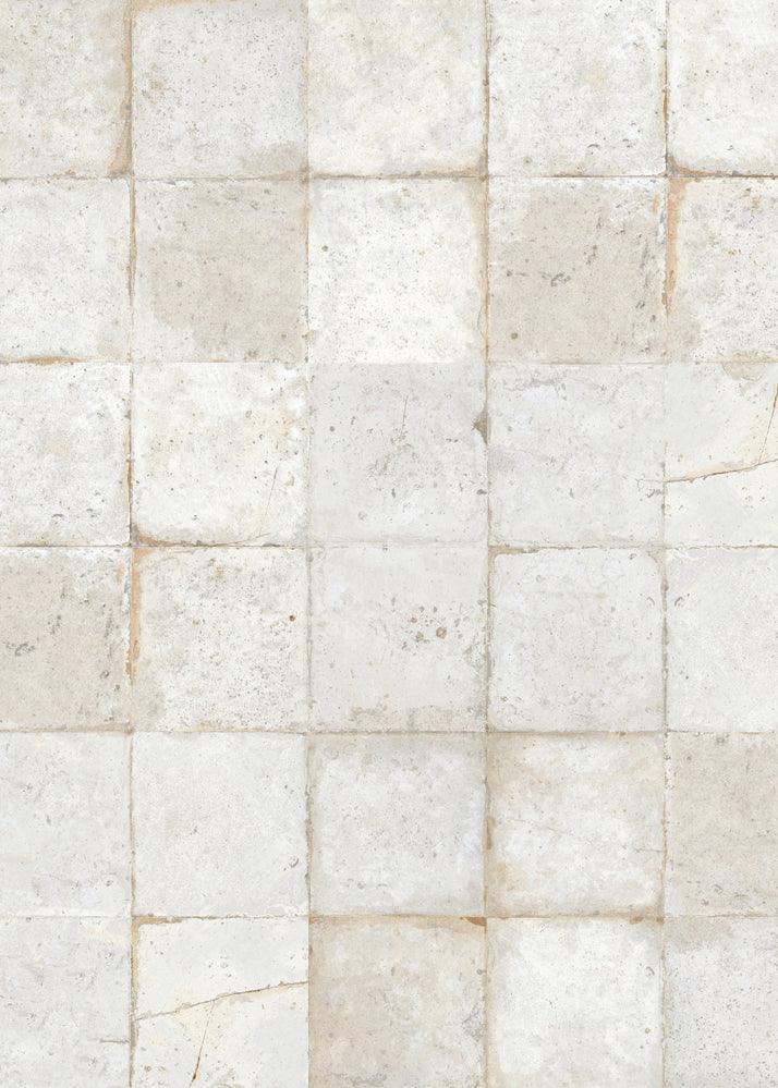 Piastrelle dall'aspetto retrò, segnate dal passare del tempo ma caratterizzate da una texture straordinaria e una palette dai colori tenui e discreti. Rievocano istapannello rigidoGALLIPOLI