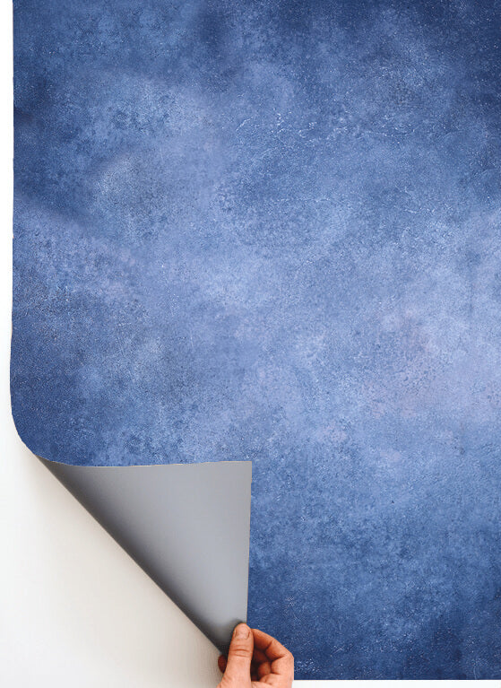 MIRTILLO: Sfondo blu ideale per food photography. Perfetto per gelati, bevande e cibi freschi, aggiunge profondità e contrasto naturale.