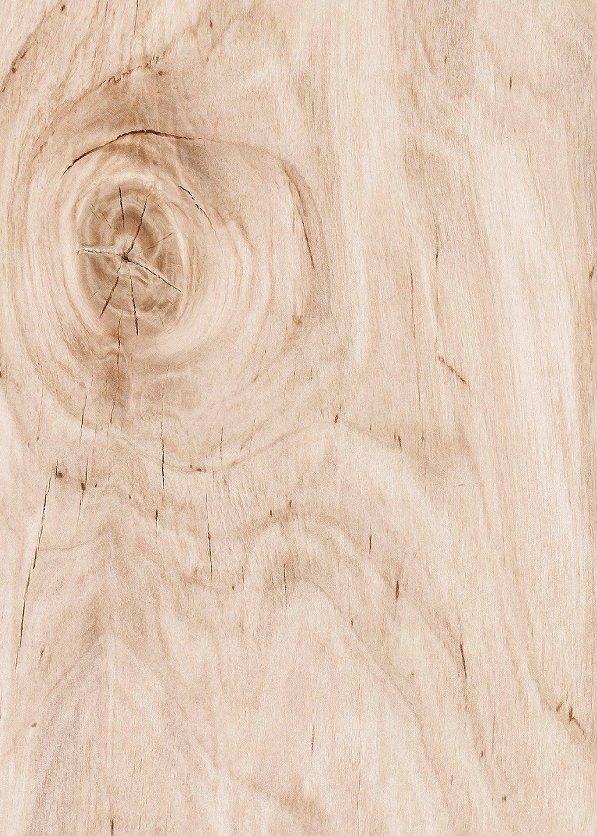 Sfondo fotografico on legno senza doghe, caratterizzato da una superficie che richiama il legno di pino, con tonalità chiare e una texture liscia. 