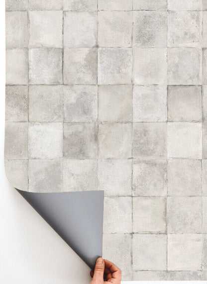 Mod. MELATA: Sfondo in piastrelle retrò tono su tono, neutro ed elegante, ideale per food photography e still life.