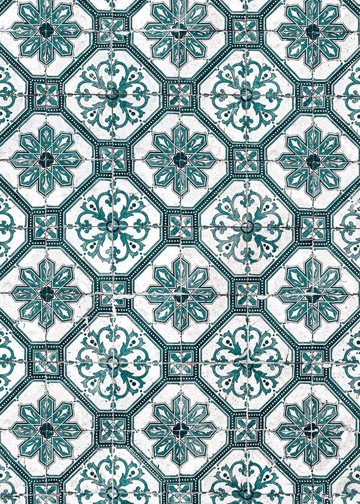 Queste piastrelle antiche, consumate dal trascorrere del tempo, evocano ricordi dolci e lontani. La delicatezza del verde, non troppo vivace, le rende ancor più suggvinileABETE