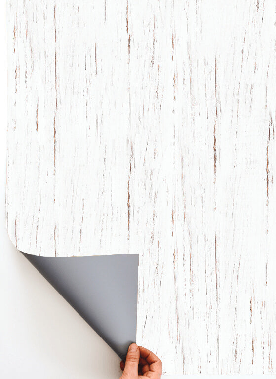  Sfondo fotografico in vinile effetto legno decapato bianco, con dettagli naturali a vista, ideale per set minimalisti e rustico-chic.
