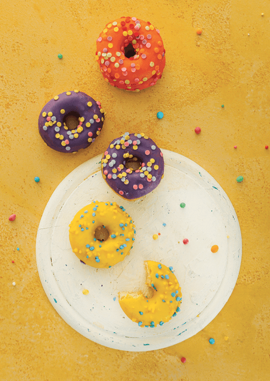 Sfondo fotografico GIRASOLE in vinile, giallo luminoso e allegro, perfetto per dolci colorati, cocktail e food photography vivace.