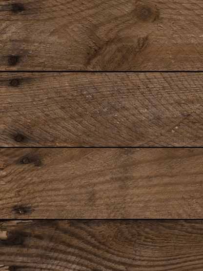 Dettaglio del legno rustico, scuro e a doghe orizzontali