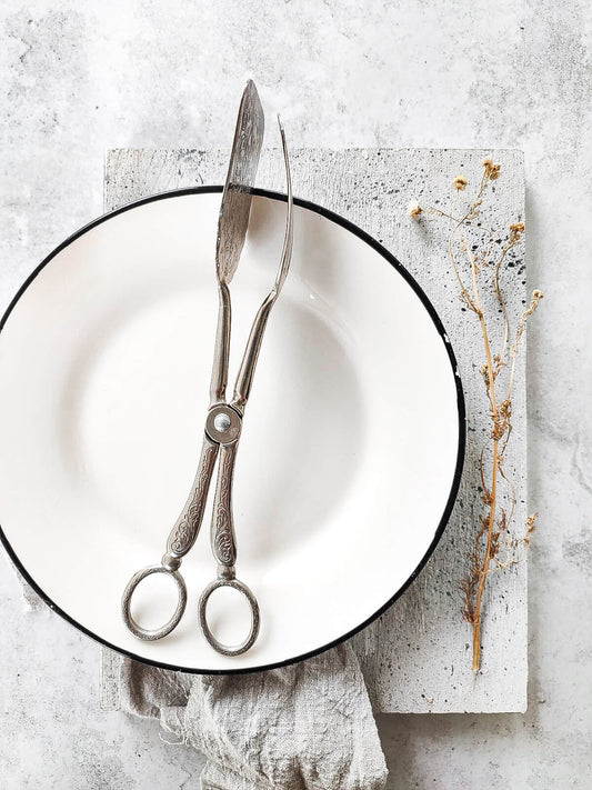 ELEGANT MATTE CUTLERY